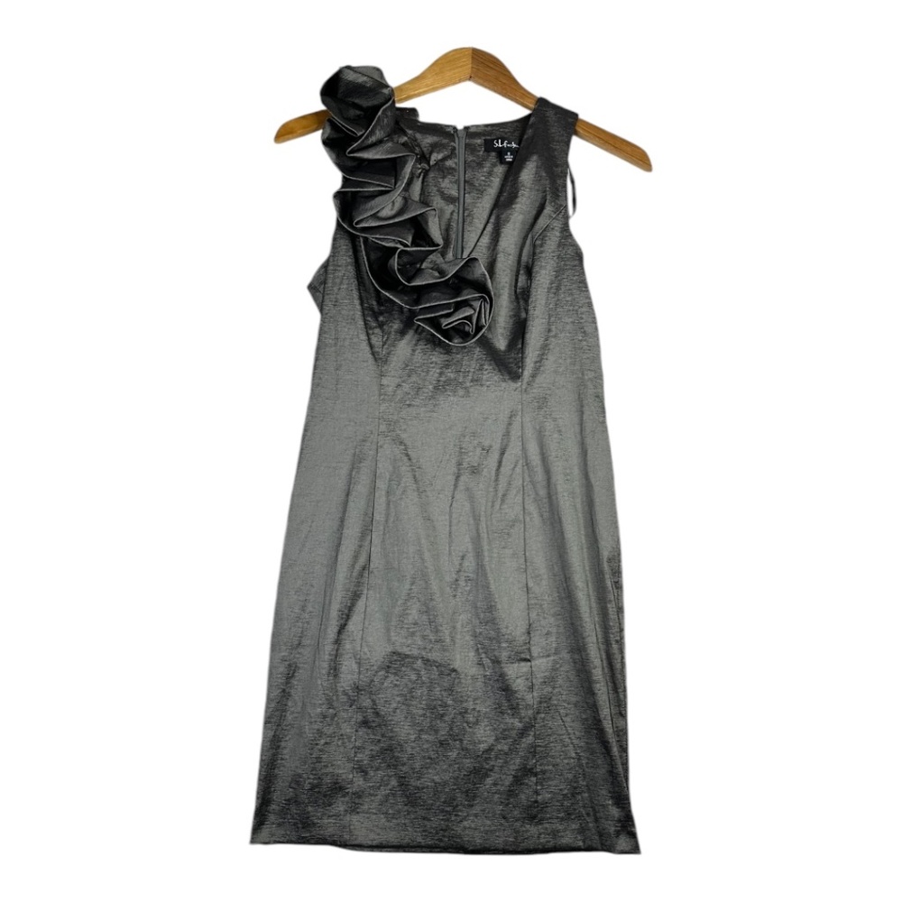 S.L. Fashions Metallic Silver Ruffle Shoulder Taffeta W Netting Size 8 NWT
